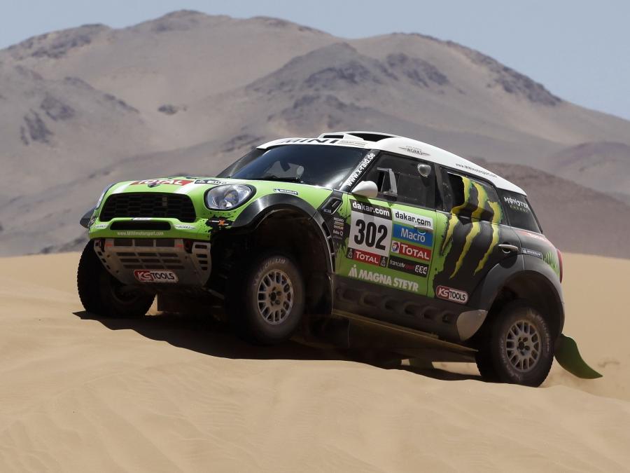  Mini Cooper Countryman All4 Racing 2011 года  (фото 20 из 30)